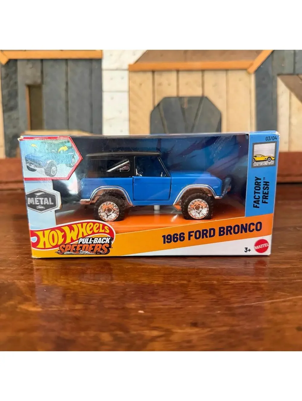 Hot Wheels Pull-Back Speeders 1966‎ Ford Bronco 1:43 Scale Blue